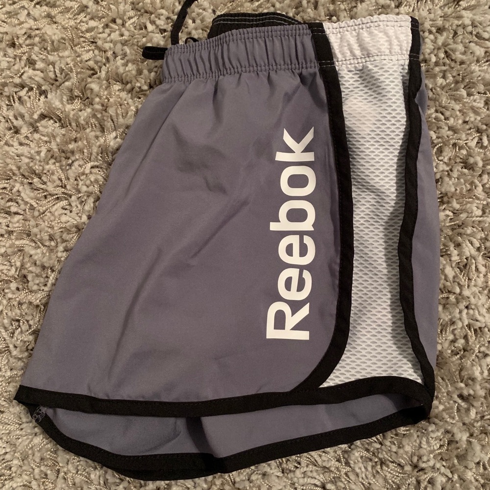 Women’s Reebok shorts size small